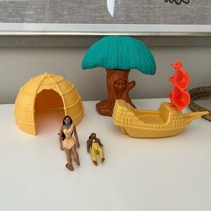 Vintage 90’s Disney Toys: Pocahontas